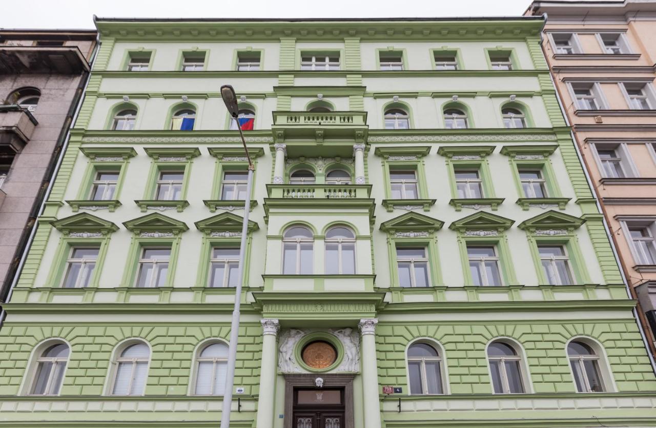 Jt'S Apartments Spanelska Str. براغ المظهر الخارجي الصورة