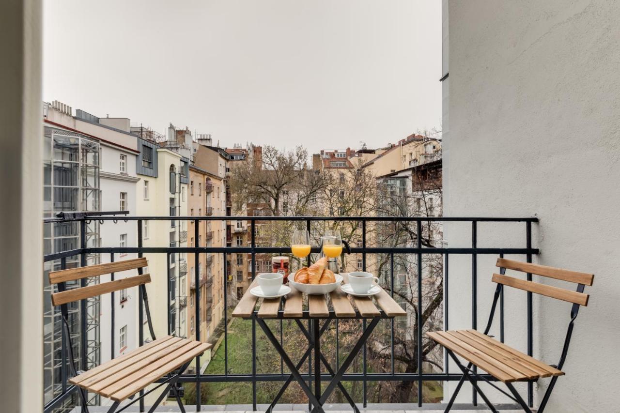 Jt'S Apartments Spanelska Str. براغ المظهر الخارجي الصورة